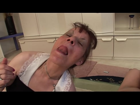 ❤️ Dvi močiutės ir vienas senelis mylisi trise ❤ Rusų porno prie porno lt.hentaiser.ru ❌